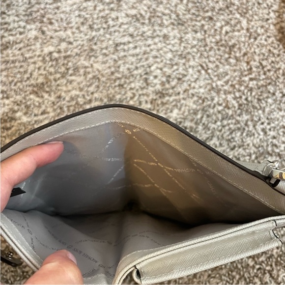 Michael Kors Double Zip Wristlet - Picture 4 of 6